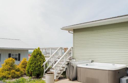 Geneva House | The View on Seneca Hot Tub Fire Pit Lake Views