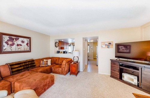 Park Meadows Condo | Three-Story, Dog-Friendly Townhouse with Free WiFi, Gas Fireplaces, & washer & dryer