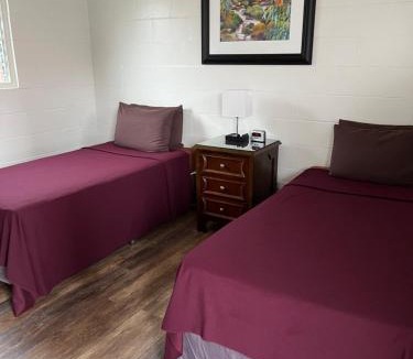 Lihue Hotel | Tip Top Motel