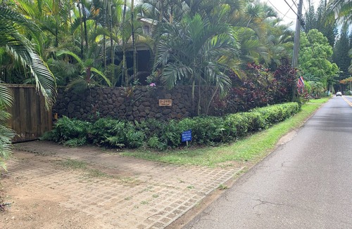 Wainiha House | Traditional Hawaiian House - Walk to Tunnels Beach