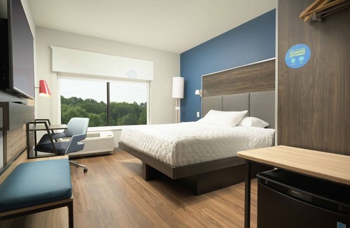 Town Center Hotel | Tru By Hilton Atlanta NW Kennesaw