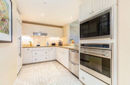 Kahuku Condo | Turtle Bay Villas 205/206 by Gather w/Shared Pool, Spa, AC