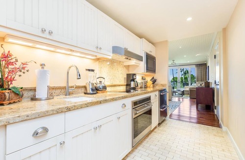 Kahuku Condo | Turtle Bay Villas 205/206 by Gather w/Shared Pool, Spa, AC