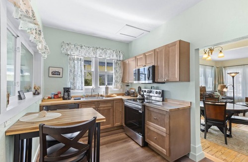 Cedar Key House | Two Waterfront Cottages in Cedar Key Amazing View!
