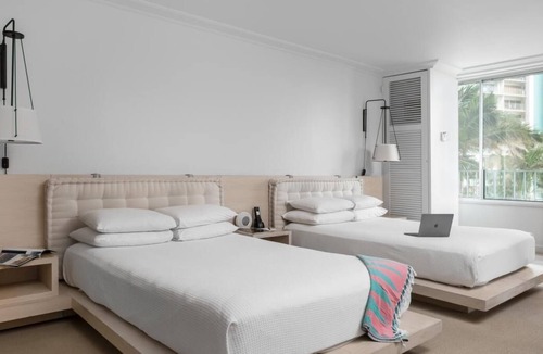 Waikiki Resort | Ultimate Island Escape! 4 Stunning Partial Ocean View Units, Pools