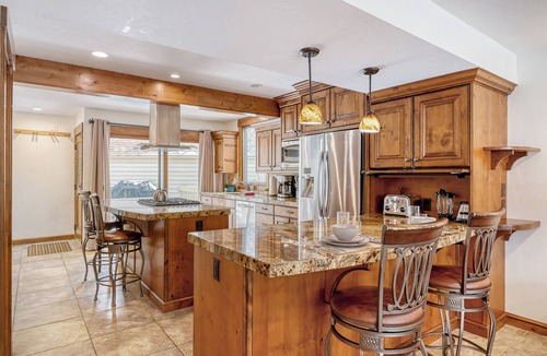 Park Meadows Condo | Ultimate Pet Friendly Family Escape Hot Tub Park City 177