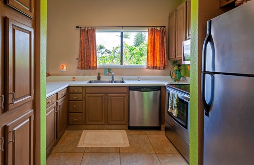 Princeville Condo | Upstairs Corner Unit with Great Ocean Views! Close to Beaches/Golfing/Shops