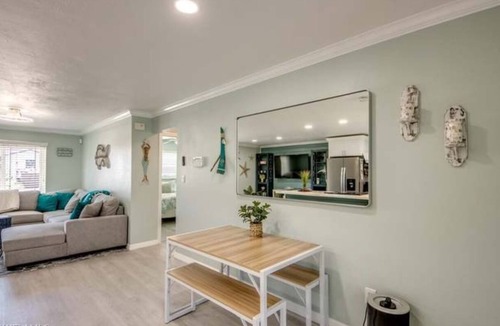 Burnt Store House | Entire home in Matlacha Isles-Matlacha, Florida 4 guests 2 bedrooms 3 beds