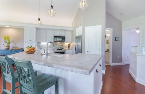 Kaiulani House | VILLAS ON THE PRINCE 27 - PRIVATE GATED UPSCALE COMMUNITY - PANORAMIC GREENERY
