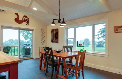 Valois House | VineHaus: A Magical Escape Nestled in the Vineyard