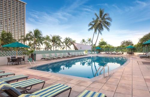 Waikiki Resort | Waikiki Marina Resort at the Ilikai