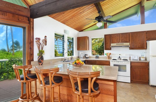 Wainiha House | Waiohonu Lush, tropical foliage, Beachfront Home