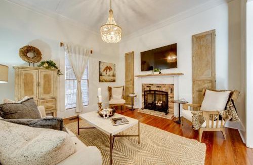 Thomasville House | Walk to Broad St! Family Home in Historic District