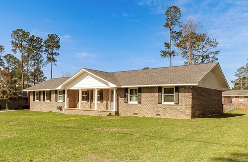 Tifton House | Walk to Tift Regional Health! Refined Home w/Yard