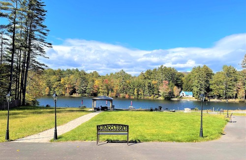 Lake Luzerne Cottage | Waterfront Cottages near Lake George and Saratoga Springs