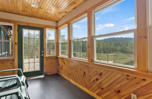 Chestertown House | WaterFront Modern ADK Home-Mountain View- Sleeps 16