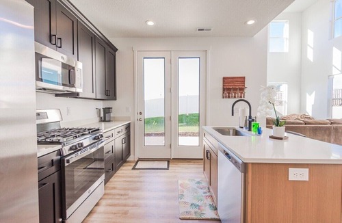 West Jordan House | West Jordan Modern Home | Fenced Yard, New Build, Sleeps 7!