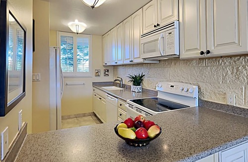 Maalaea Condo | Where Blue Waters Beckon Maalaea Remodeled 2BR Condo Ocean Views Harbor