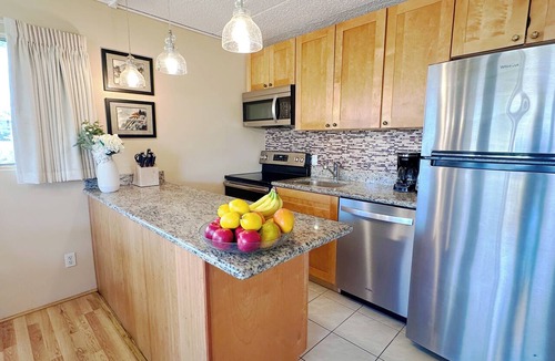 Kihei Condo | Where Tradition Meets Comfort Kihei Condo New AC Steps to Kamaole II Beach
