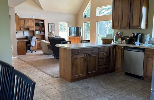 Anchor Point House | Whole house, Stariski Creek, BEAUTIFUL view!