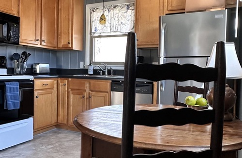 Inglewood House | Willow Springs/Spread Out in East Nashville/Pet Friendly