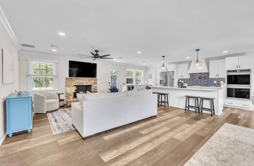 Wilmington House | Wilmington Coastal Retreat 3BR Near Beaches!