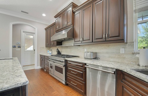 Northside House | Your All-In-One Luxury Escape — Three Properties, Event Hosting, Private Pond & Full Gym.