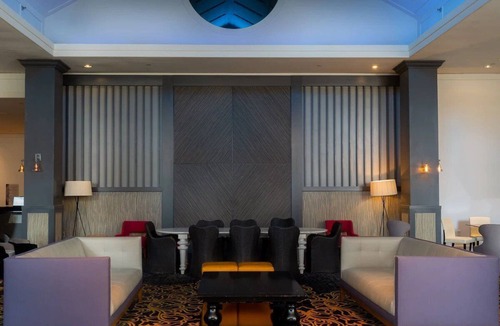 Gwinnett Place Hotel | Your Relaxing Getaway Awaits w/Pool |3 Spacious units. Near Gwinnett Place Mall