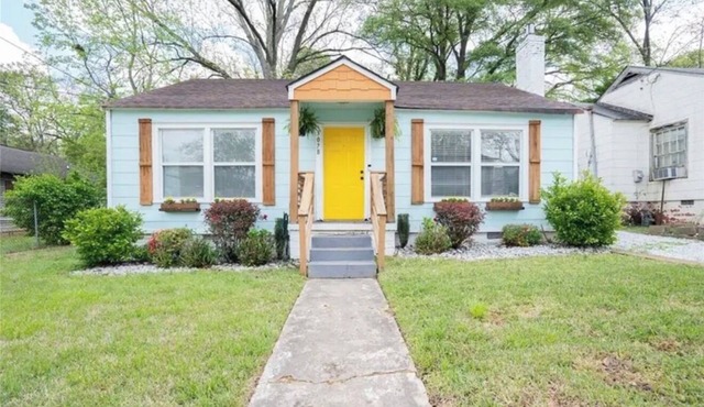 12 Min to Mercedes-Benz Stadium 2BR Sleeps 5 4 Min to MARTA