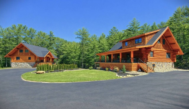 2 Cabins on Saco River ideal for Families w/game rms. volleyball & putting green