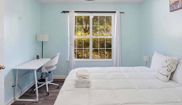 3br Savannah Home Sleeps 5 Near Historic District 3 Bedroom Home