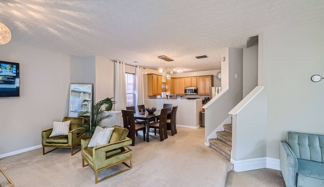 Atlanta Airport Stay: Charming 3-Bed Home - 10 min. to Airport