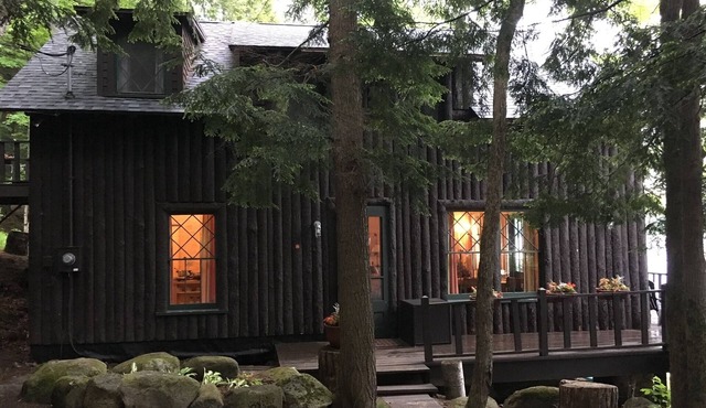 Aug 29 week available! Classic Dryland ADK Boathouse On The Shore Of Long Lake