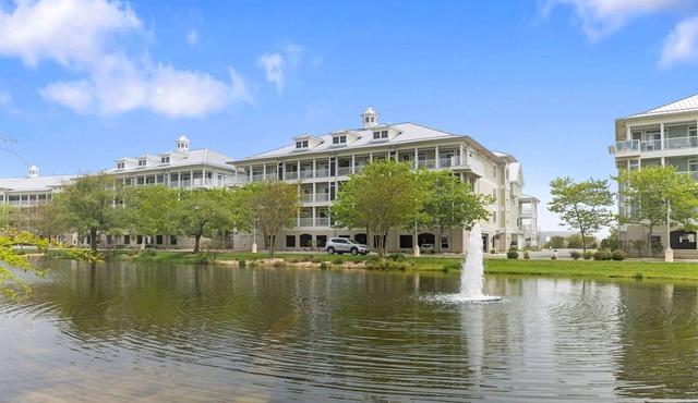 August Discounts and Short Stays Sunset Island 4 Fountain Drive East, Unit 2A