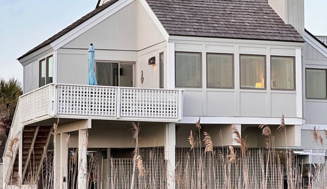Bald Head Island Oceanfront Coastal Retreat with BHI club access