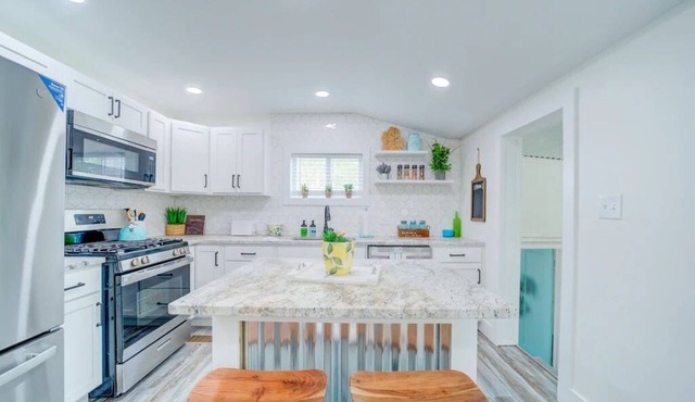 Beach-Chic Farmhouse