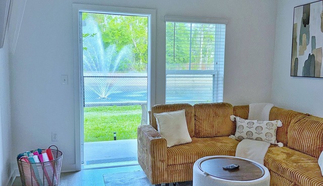 Beachline Oasis Luxury Retreat Near Beaches