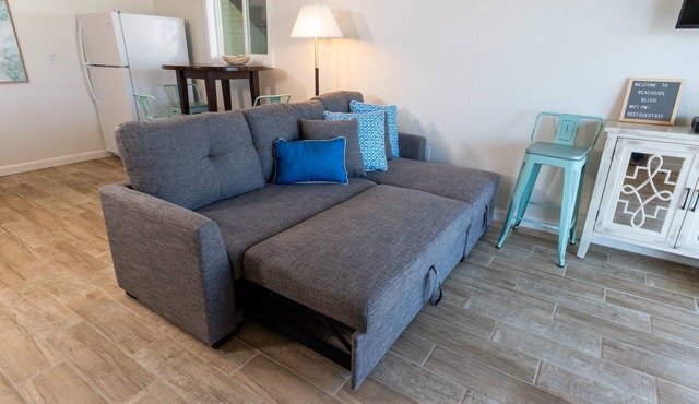 Beachside Bliss: Hampton North Beach Condo