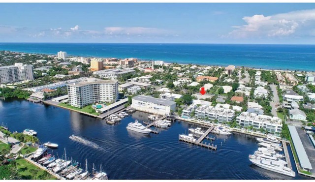 Best Location Ever! Comfortable, Cozy and Clean 2bed/2bth
