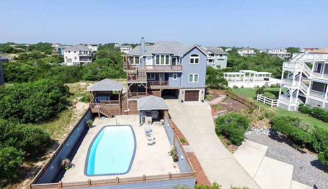 BOOK NOW! 7BR 8BA -Elevator, Salt water pool, min to beach