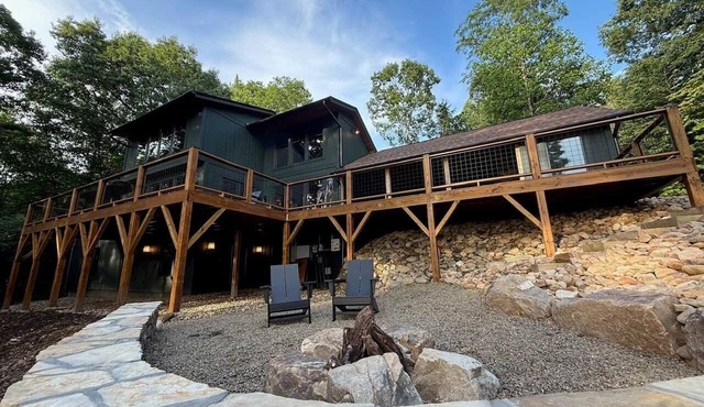 Camp Shady Pines | Luxury Blue Ridge Mountain Retreat