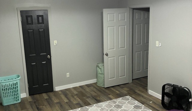 Charming 1-bedroom townhome with AC in vibrant Atlanta