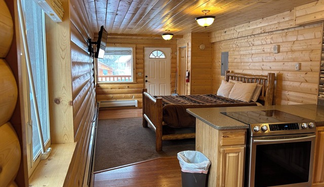 Charming Studio in Cooper Landing – Close to Trails & Outdoor Adventures in Cooper Landing