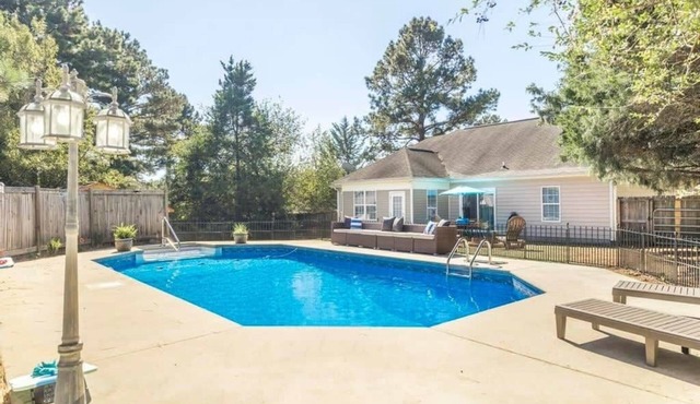 CO Executive Retreat Pool Office Game Room