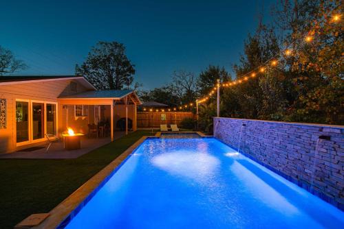 Coastal Home w/Heated Pool: Mins to Beach & Mayo!