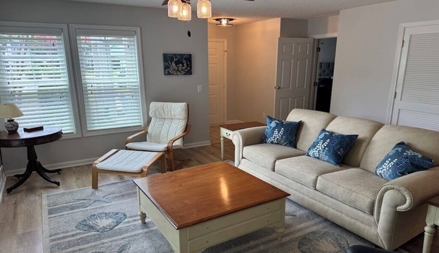 Coastal Luxury Retreat at Winding River – Beach, Golf, Marina & Pools