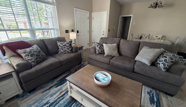 Conveniently located High Point Townhome in High Point