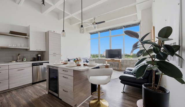 Cozy 1-bedroom apartment , skyline views 5 Mins from World Cup