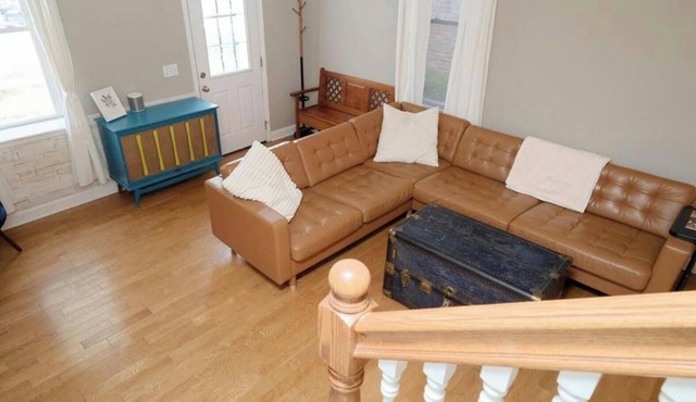 Cozy Brick Home in Benton Park w/parking