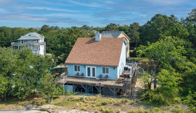 Cozy soundside Duck home w/community pool and tennis!